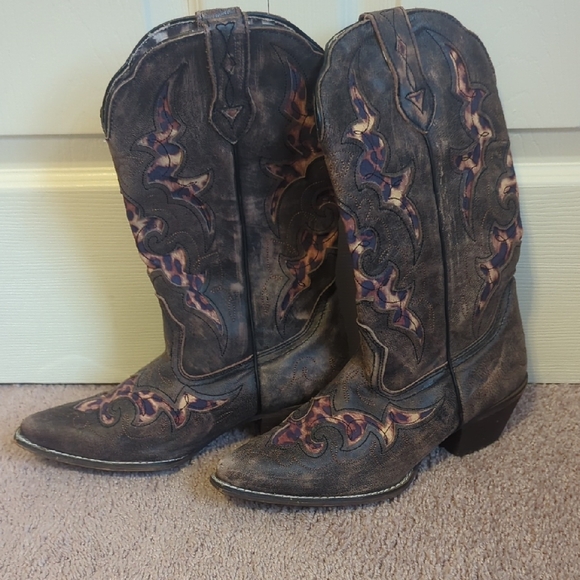 Laredo Shoes - Laredo Aphfrika Women's Leather Western Boots With Leopard Detailing